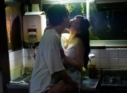 Карен Юзуриха любит облака и облака каждый день, заставляя его любовника влюбленным